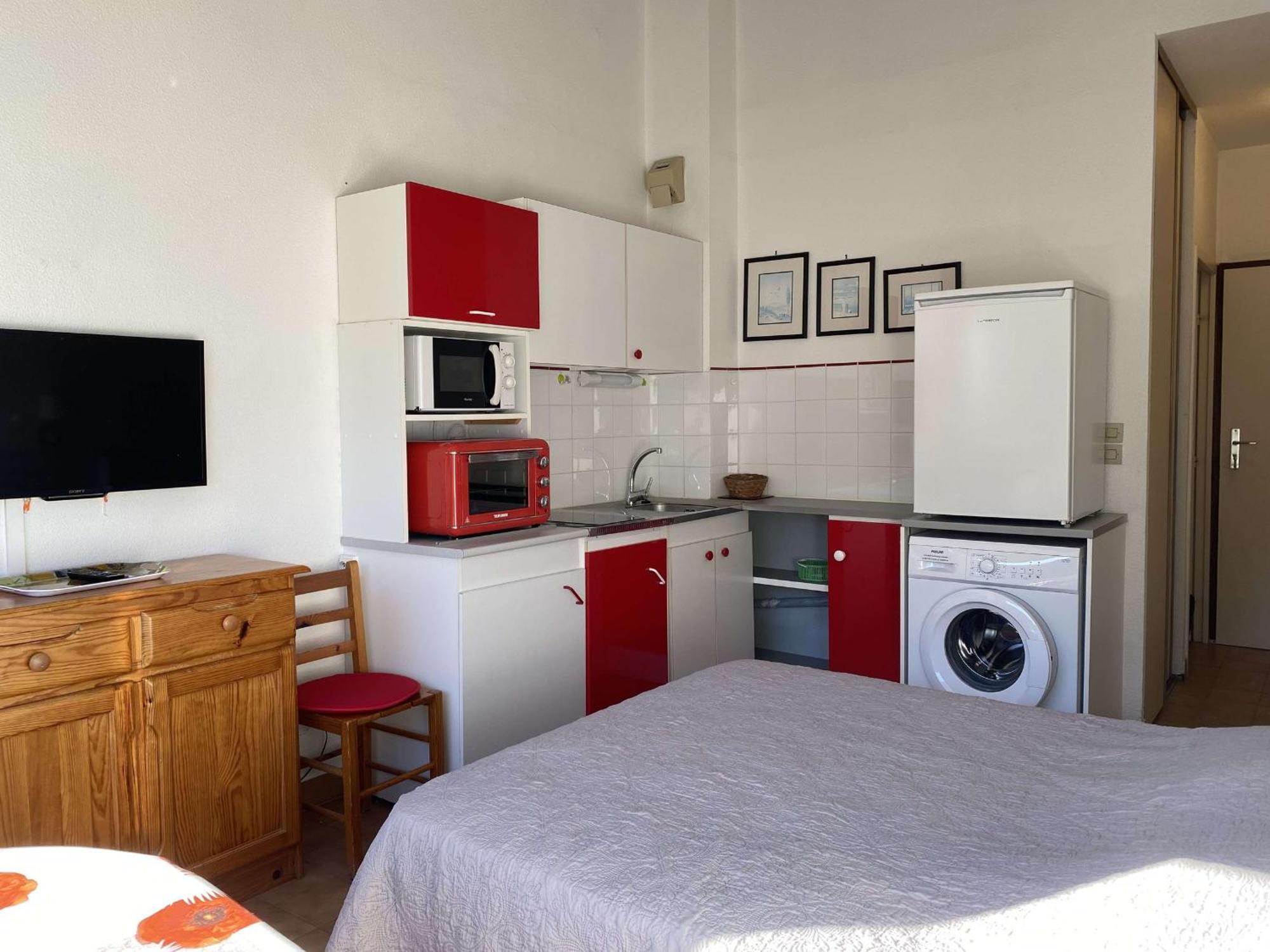 Studio Confort 2* Avec 2 Parkings Prives, Proche Thermes, Calme Et Bien Equipe - Balaruc-Les-Bains - Fr-1-553-114 Exterior photo